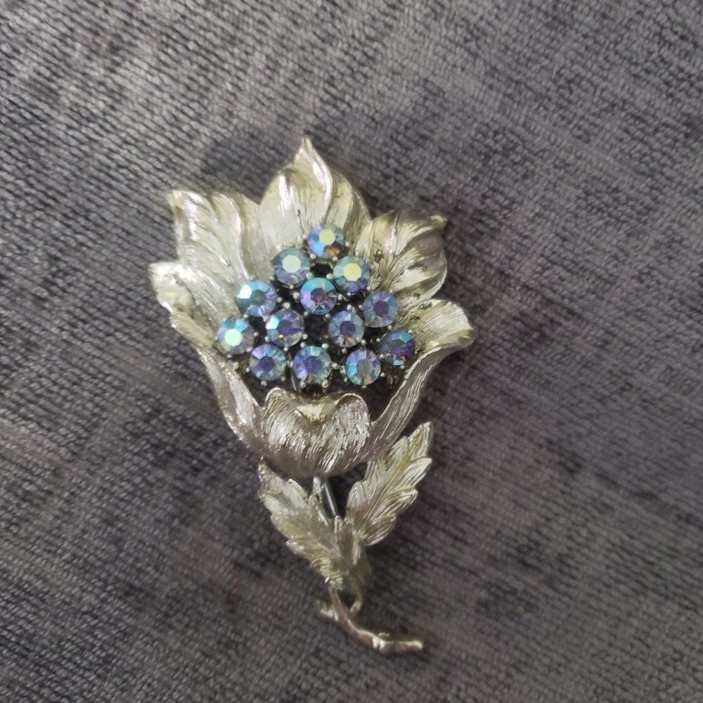 Vintage Coro Brooch Pin Aurora Borealis BEAUTIFUL!